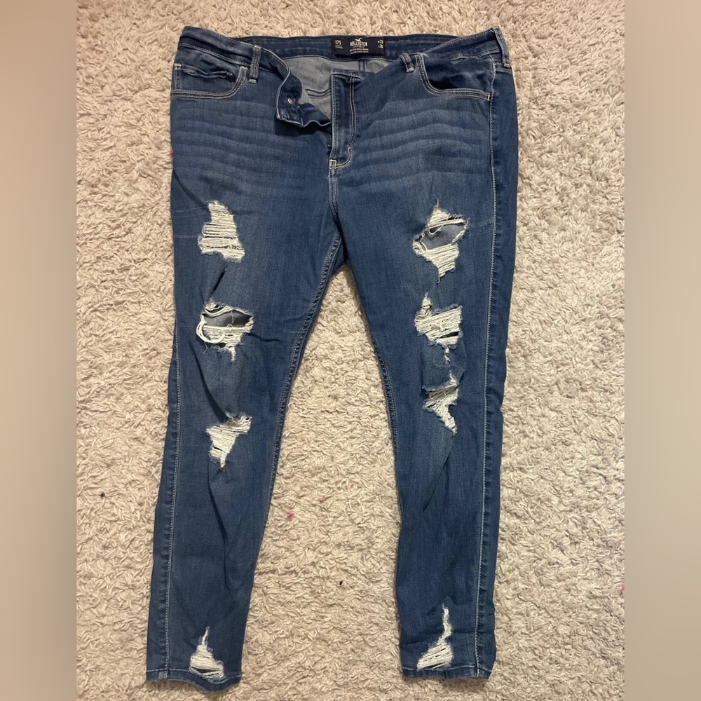 Womens Ripped mid rise jeans
